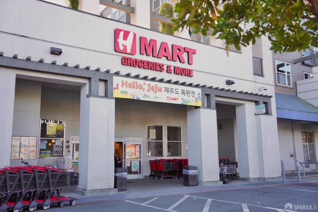 384 Rolph Street, San Francisco, CA 94112