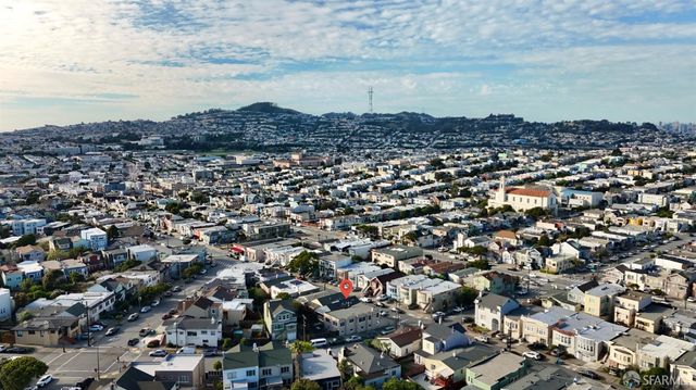 384 Rolph Street, San Francisco, CA 94112