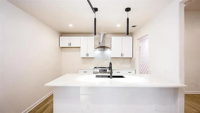 1926 Arizona Avenue, Dallas, TX 75216