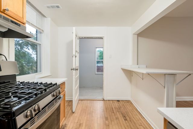 3722 W Altgeld Street 1E, Chicago, IL 60647