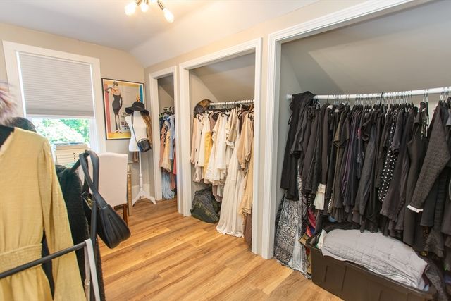 9 Hamilton St, Plymouth, MA 02360