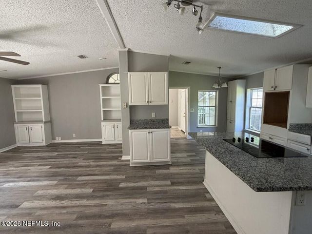 1429 WOLF Trail, Middleburg, FL 32068