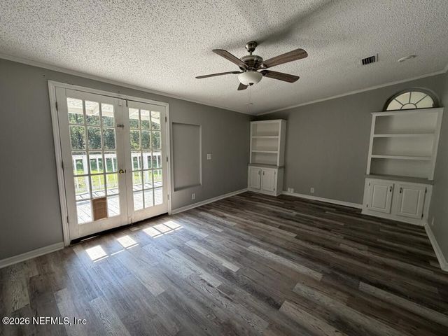 1429 WOLF Trail, Middleburg, FL 32068