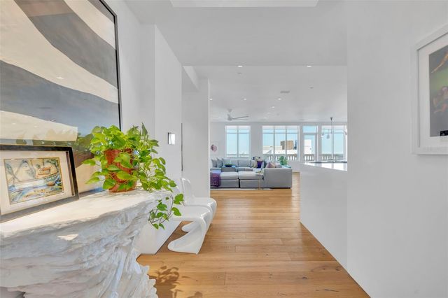 100 S EOLA DRIVE PH 116, Orlando, FL 32801