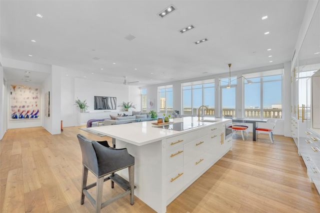 100 S EOLA DRIVE PH 116, Orlando, FL 32801