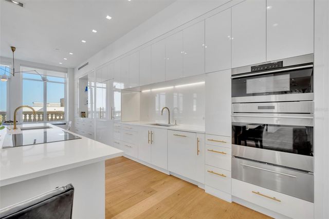 100 S EOLA DRIVE PH 116, Orlando, FL 32801