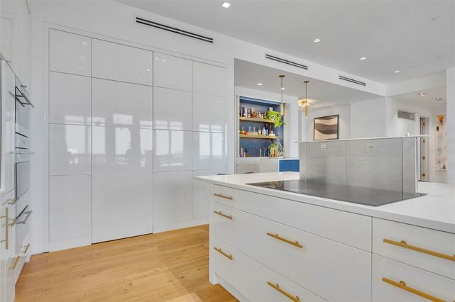 100 S EOLA DRIVE PH 116, Orlando, FL 32801