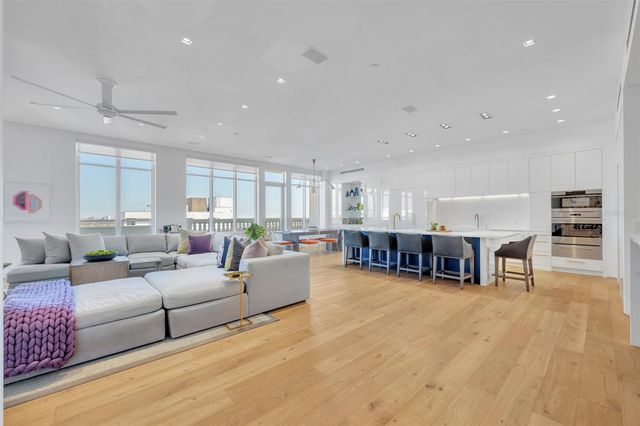 100 S EOLA DRIVE PH 116, Orlando, FL 32801