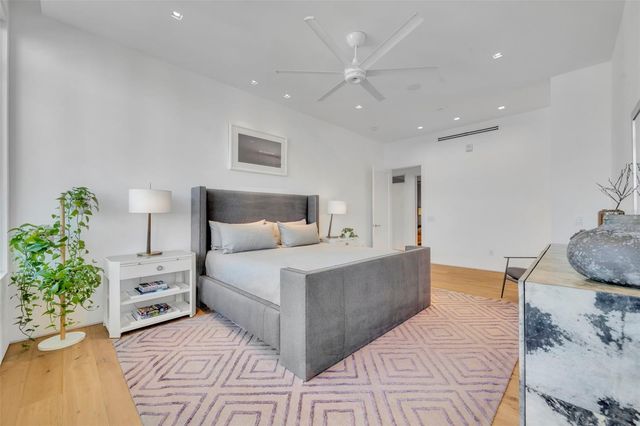 100 S EOLA DRIVE PH 116, Orlando, FL 32801