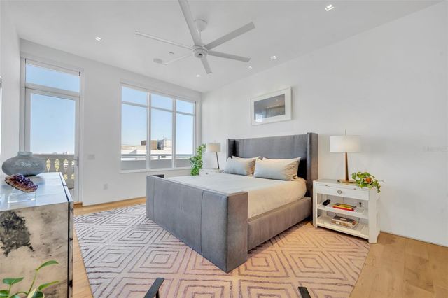 100 S EOLA DRIVE PH 116, Orlando, FL 32801