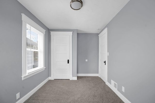 2808 Latonia Avenue, Covington, KY 41015