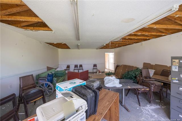 528 Fayetteville Street, Newton Grove, NC 28366