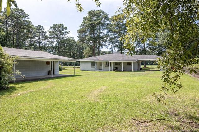 528 Fayetteville Street, Newton Grove, NC 28366