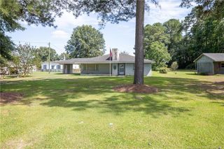 528 Fayetteville Street, Newton Grove, NC 28366