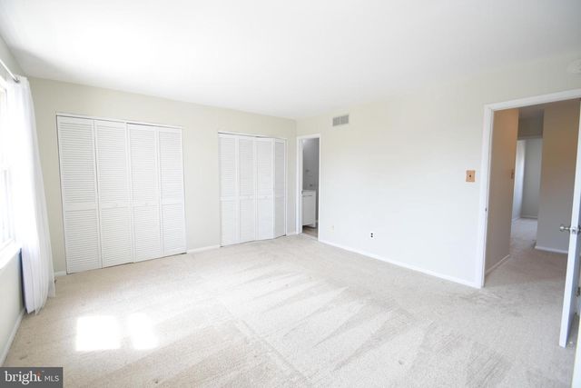 617 SAINT ANTHONY LN, Upper Darby, PA 19082