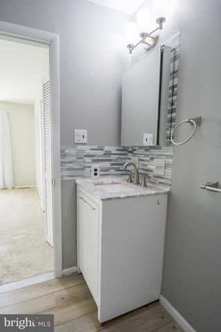 617 SAINT ANTHONY LN, Upper Darby, PA 19082