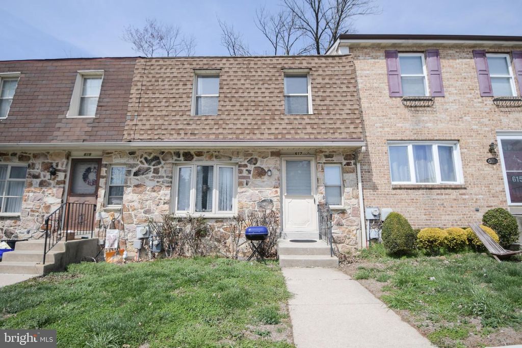 617 SAINT ANTHONY LN, Upper Darby, PA 19082