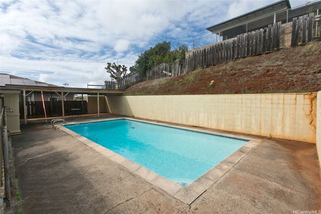 98-1156 Iliee Street, Aiea, HI 96701