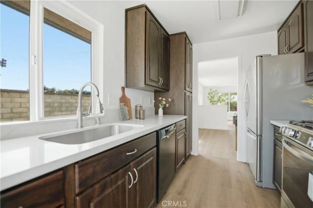 23011 Ditz, Lake Forest, CA 92630