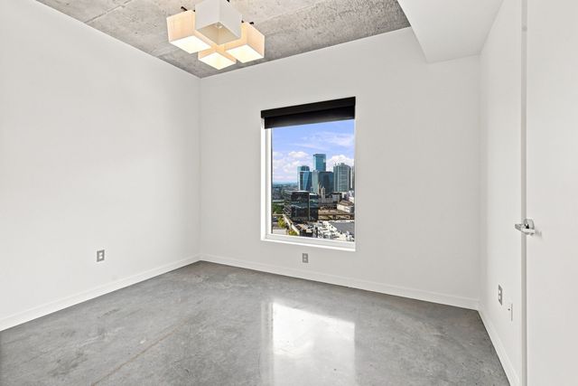 600 12th Ave S Apt 1915, Nashville, TN 37203