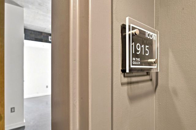 600 12th Ave S Apt 1915, Nashville, TN 37203