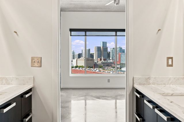 600 12th Ave S Apt 1915, Nashville, TN 37203