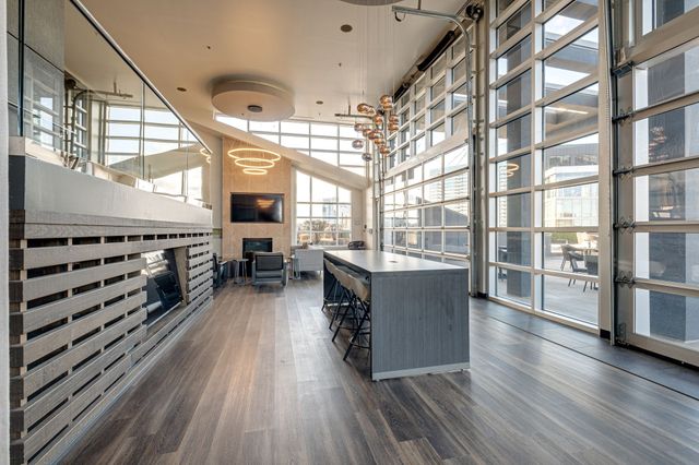 600 12th Ave S Apt 1915, Nashville, TN 37203