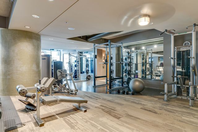 600 12th Ave S Apt 1915, Nashville, TN 37203