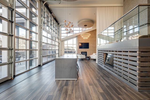 600 12th Ave S Apt 1915, Nashville, TN 37203