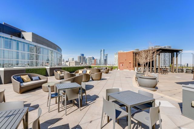 600 12th Ave S Apt 1915, Nashville, TN 37203