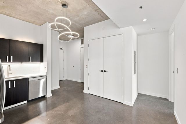 600 12th Ave S Apt 1915, Nashville, TN 37203