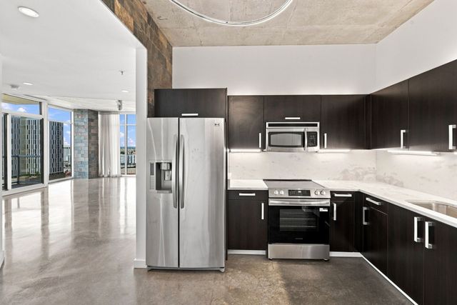 600 12th Ave S Apt 1915, Nashville, TN 37203