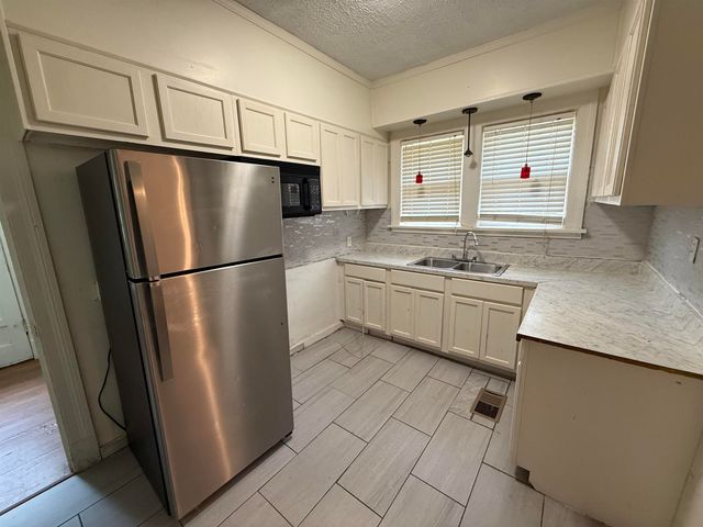 1486 VOLLINTINE AVE, Memphis, TN 38107