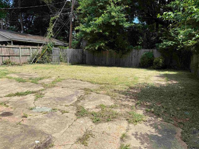 1486 VOLLINTINE AVE, Memphis, TN 38107
