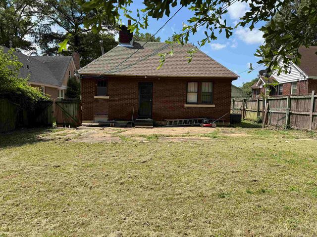 1486 VOLLINTINE AVE, Memphis, TN 38107