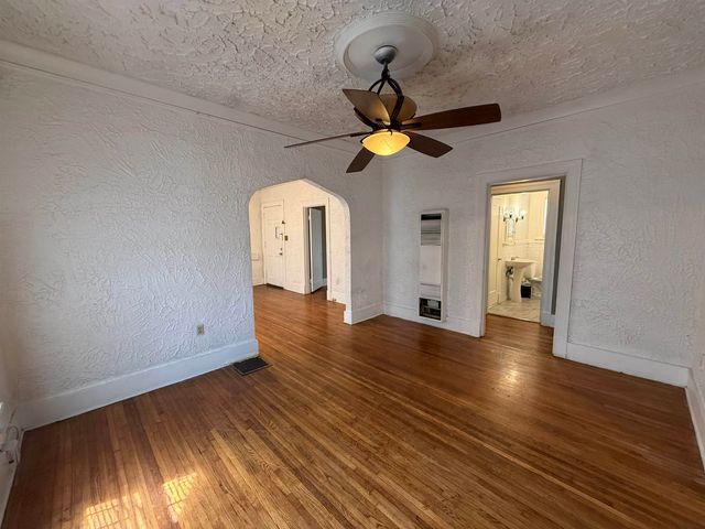 1486 VOLLINTINE AVE, Memphis, TN 38107