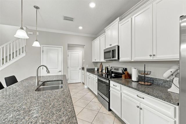 6611 ROCKY PARK STREET, Tampa, FL 33625
