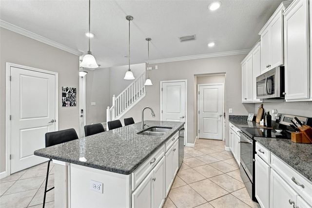6611 ROCKY PARK STREET, Tampa, FL 33625
