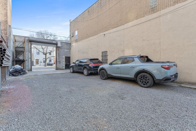 31-30 14th Street, New York City, NY 11106