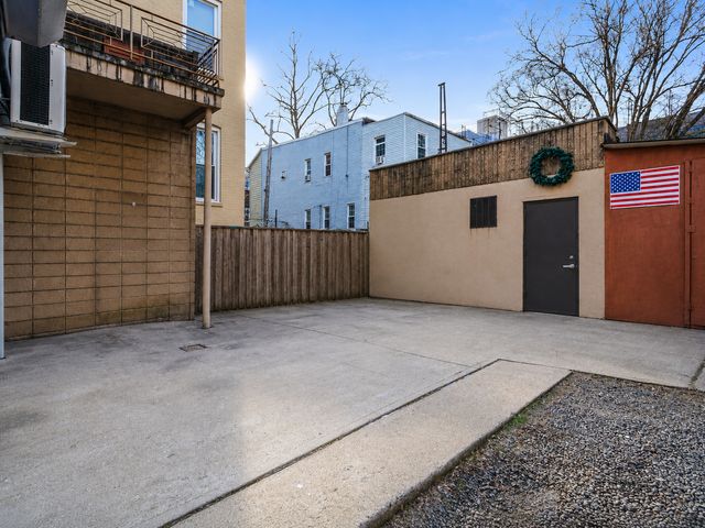 31-30 14th Street, New York City, NY 11106