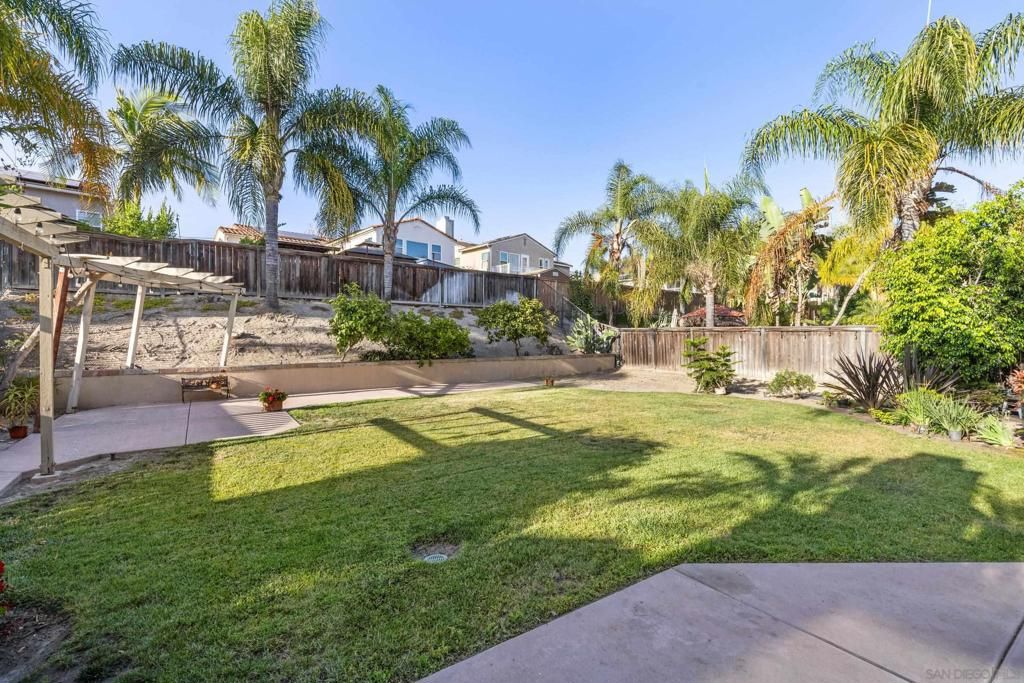 Image 20 of property listing at 315 Calle La Quinta, Chula Vista, CA 91914