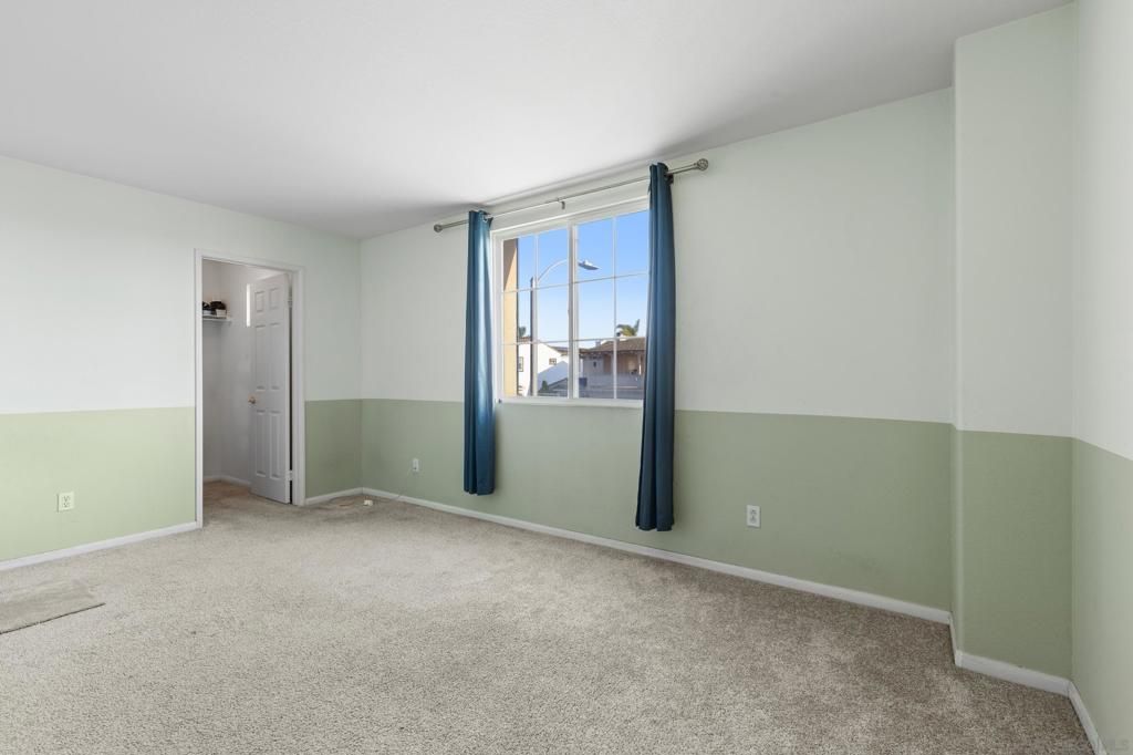 Image 21 of property listing at 315 Calle La Quinta, Chula Vista, CA 91914