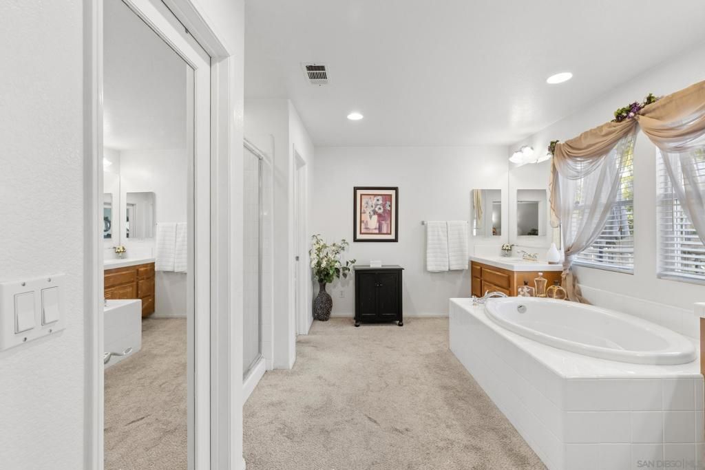 Image 28 of property listing at 315 Calle La Quinta, Chula Vista, CA 91914