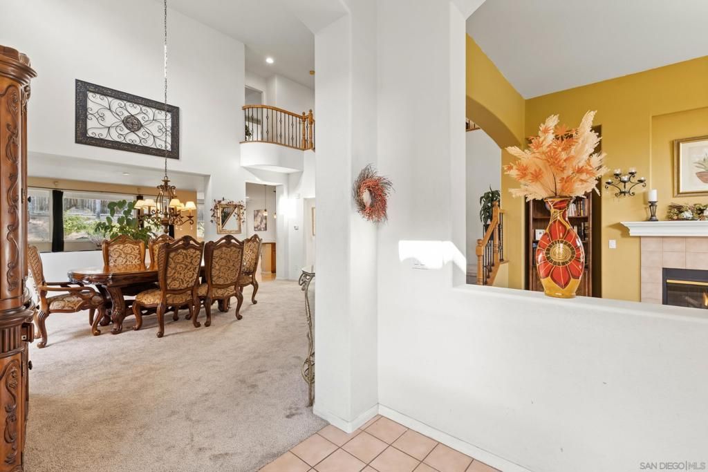 Image 9 of property listing at 315 Calle La Quinta, Chula Vista, CA 91914