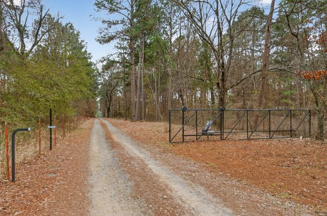 8281 Shirley Francis Road, Greenwood, LA 71129