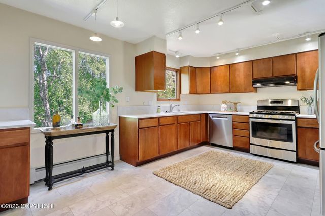 3849 Katmai Circle, Anchorage, AK 99517