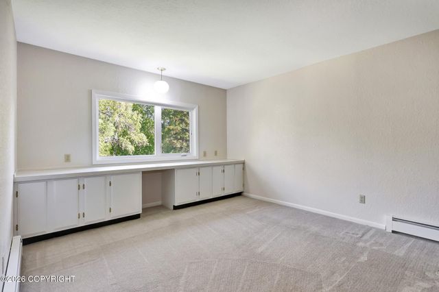 3849 Katmai Circle, Anchorage, AK 99517