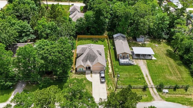 2988 Seminole Street, Willis, TX 77378