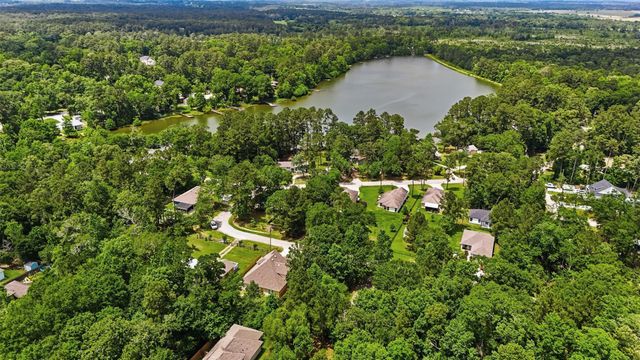 2988 Seminole Street, Willis, TX 77378