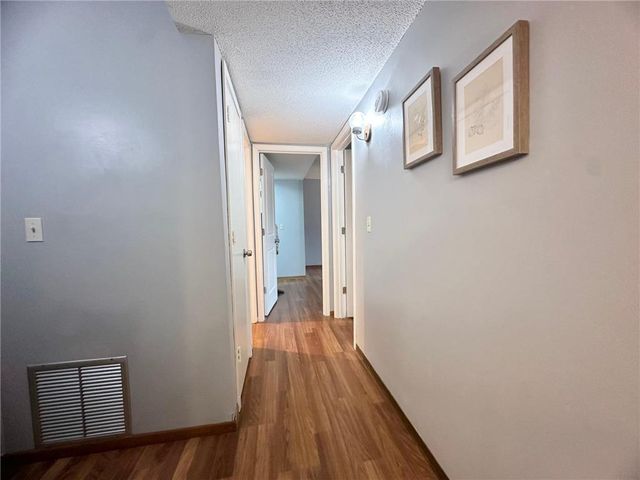 4120 Parklawn Avenue 134, Edina, MN 55435